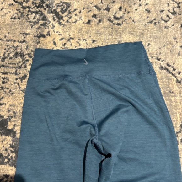 Nike dri-fit leggings never worn size medium - Picture 4 of 9
